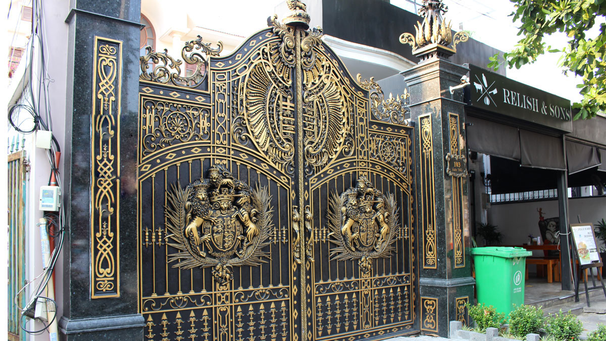 Thiết kế cổng nhôm đúc đẹp tại Vĩnh Phúc