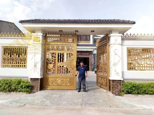 Cổng nhôm đúc cho biệt thự tại Hà Nam